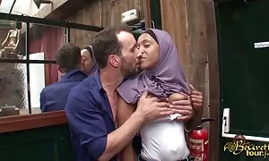 Руската Нова porno babi година за бедните, младите