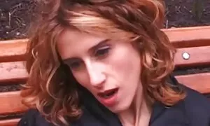Млад учител на почивка шибан porno s stari babi