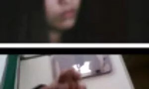 Младо момиче изглежда по-добре в колата lelki porno